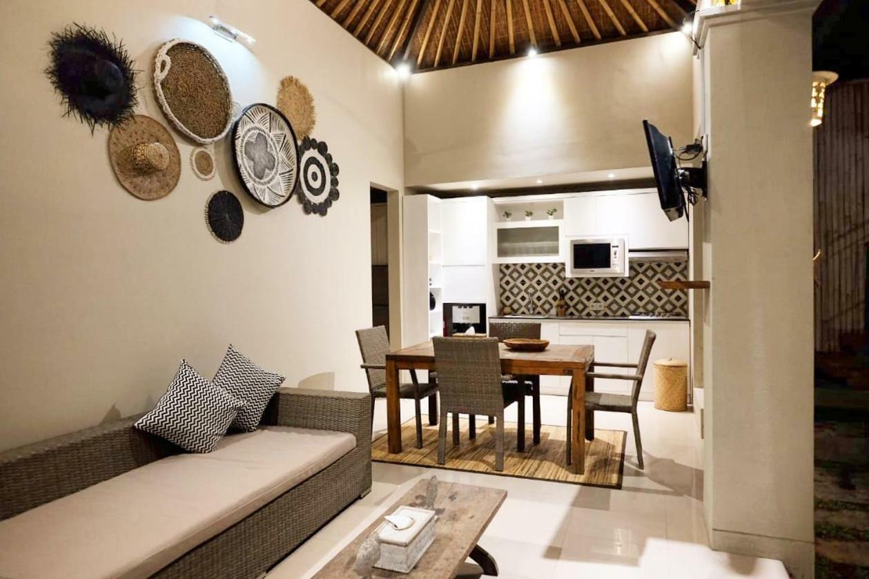 The Avani Villas Kuta Lombok Exterior foto